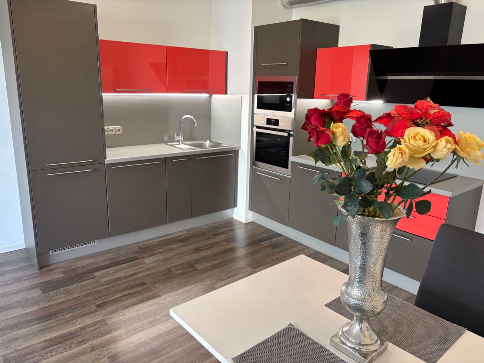 Pronájem bytu 2+kk 70 m², Zvěřinova, Praha, Praha Pronájem bytu 2+kk 70 m², Zvěřinova, Praha, Praha