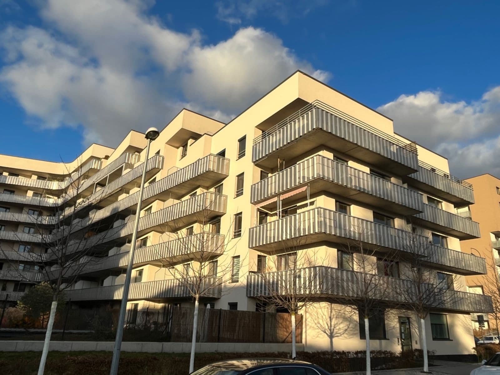 Pronájem bytu 2+kk 70 m², Zvěřinova, Praha, Praha Pronájem bytu 2+kk 70 m², Zvěřinova, Praha, Praha