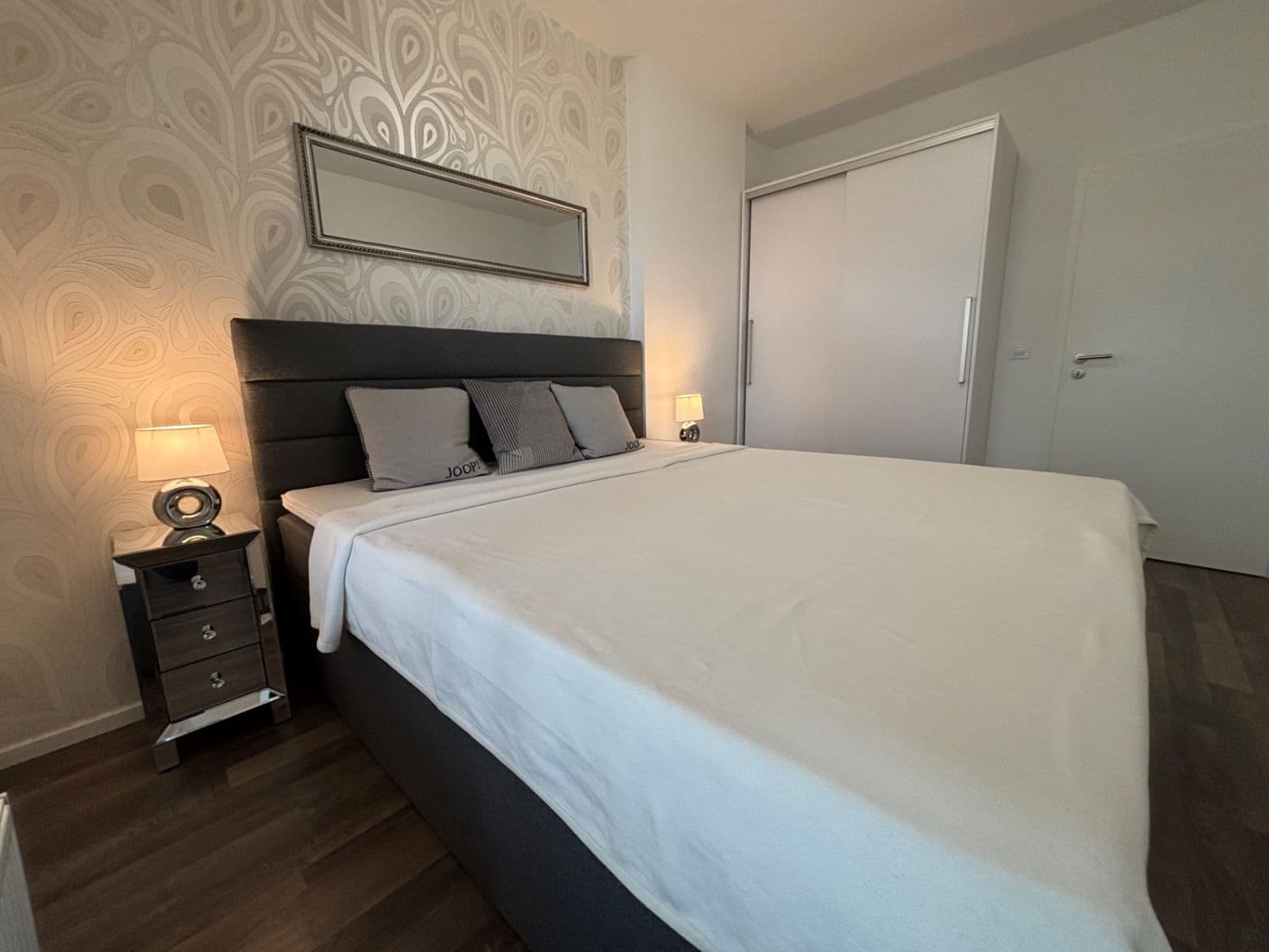 Pronájem bytu 2+kk 70 m², Zvěřinova, Praha, Praha Pronájem bytu 2+kk 70 m², Zvěřinova, Praha, Praha
