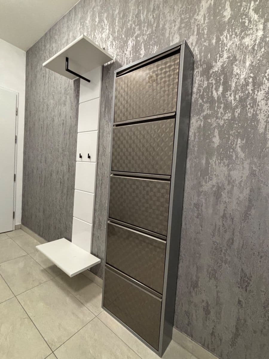 Pronájem bytu 2+kk 70 m², Zvěřinova, Praha, Praha Pronájem bytu 2+kk 70 m², Zvěřinova, Praha, Praha