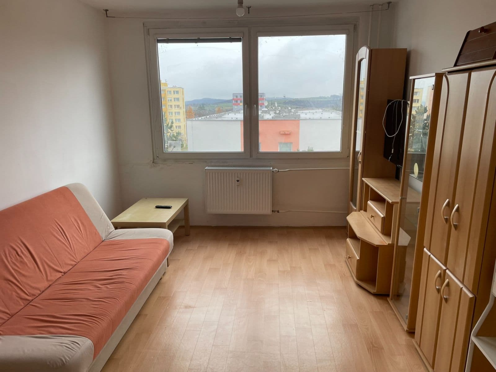 Pronájem bytu 2+kk 43 m², Palackého náměstí, Hořovice, Středočeský kraj Pronájem bytu 2+kk 43 m², Palackého náměstí, Hořovice, Středočeský kraj