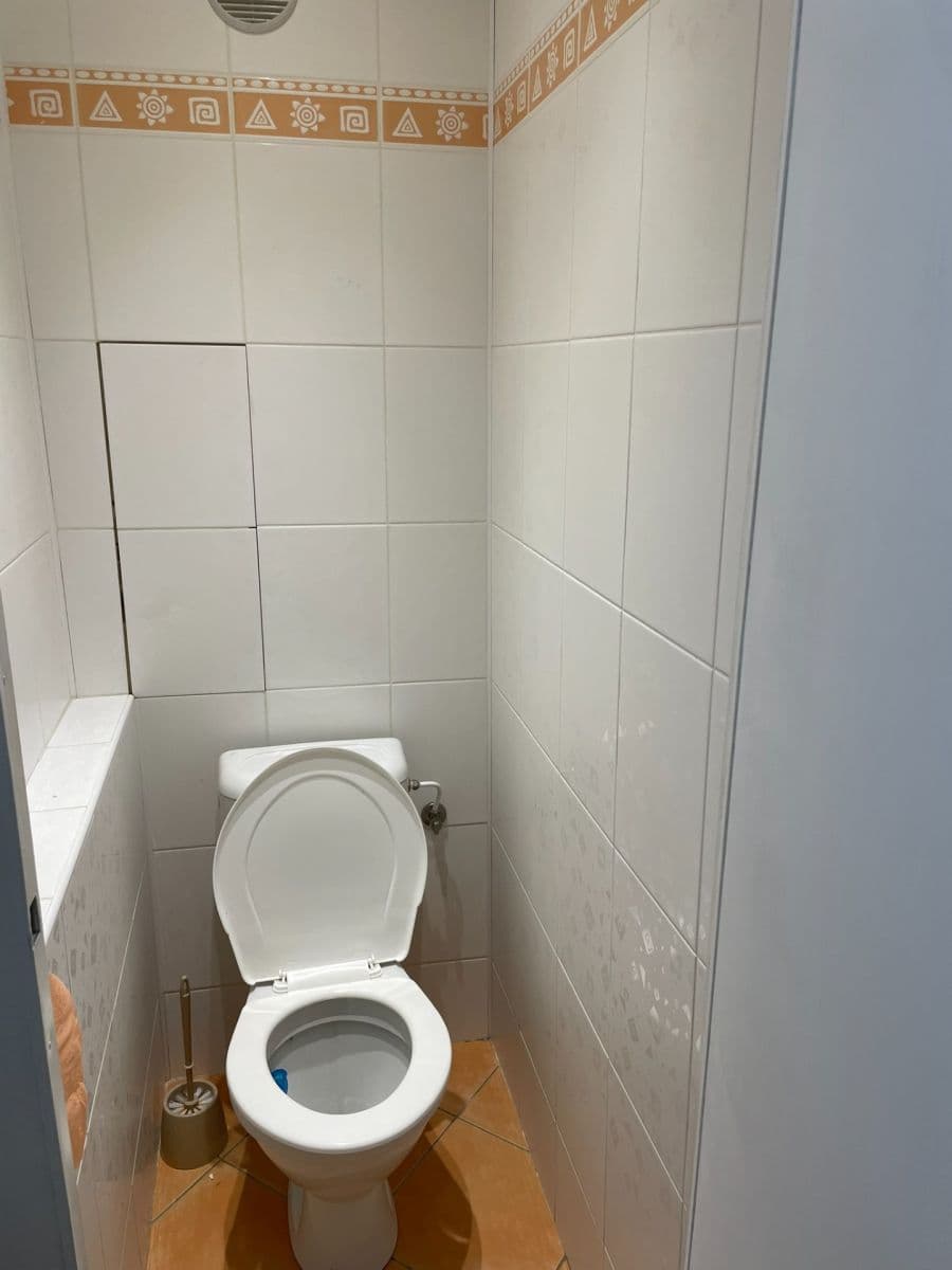 Pronájem bytu 2+kk 43 m², Palackého náměstí, Hořovice, Středočeský kraj Pronájem bytu 2+kk 43 m², Palackého náměstí, Hořovice, Středočeský kraj