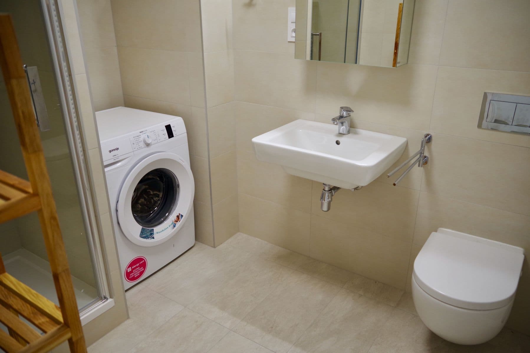 Pronájem bytu 2+kk 70 m², Zvěřinova, Praha, Praha Pronájem bytu 2+kk 70 m², Zvěřinova, Praha, Praha