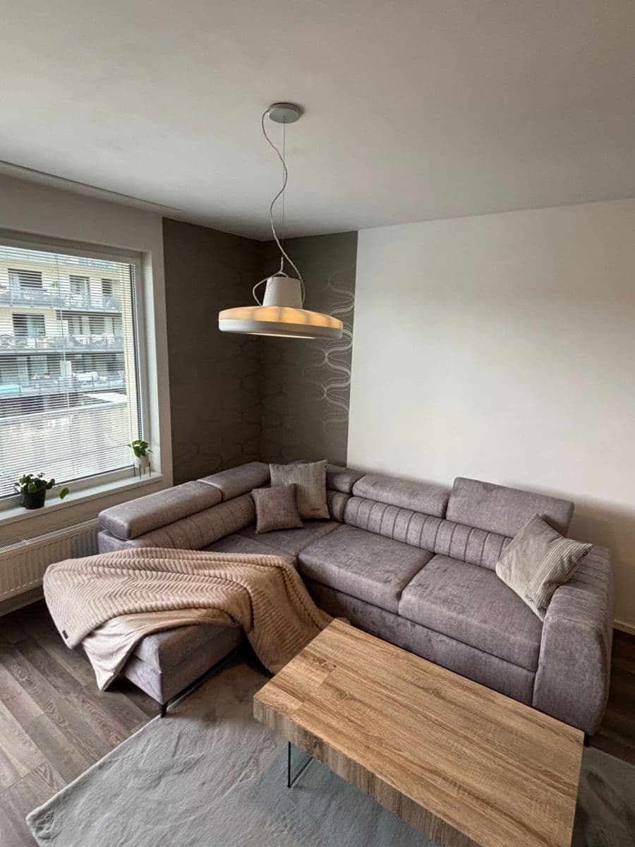 Pronájem bytu 2+kk 70 m², Zvěřinova, Praha, Praha Pronájem bytu 2+kk 70 m², Zvěřinova, Praha, Praha