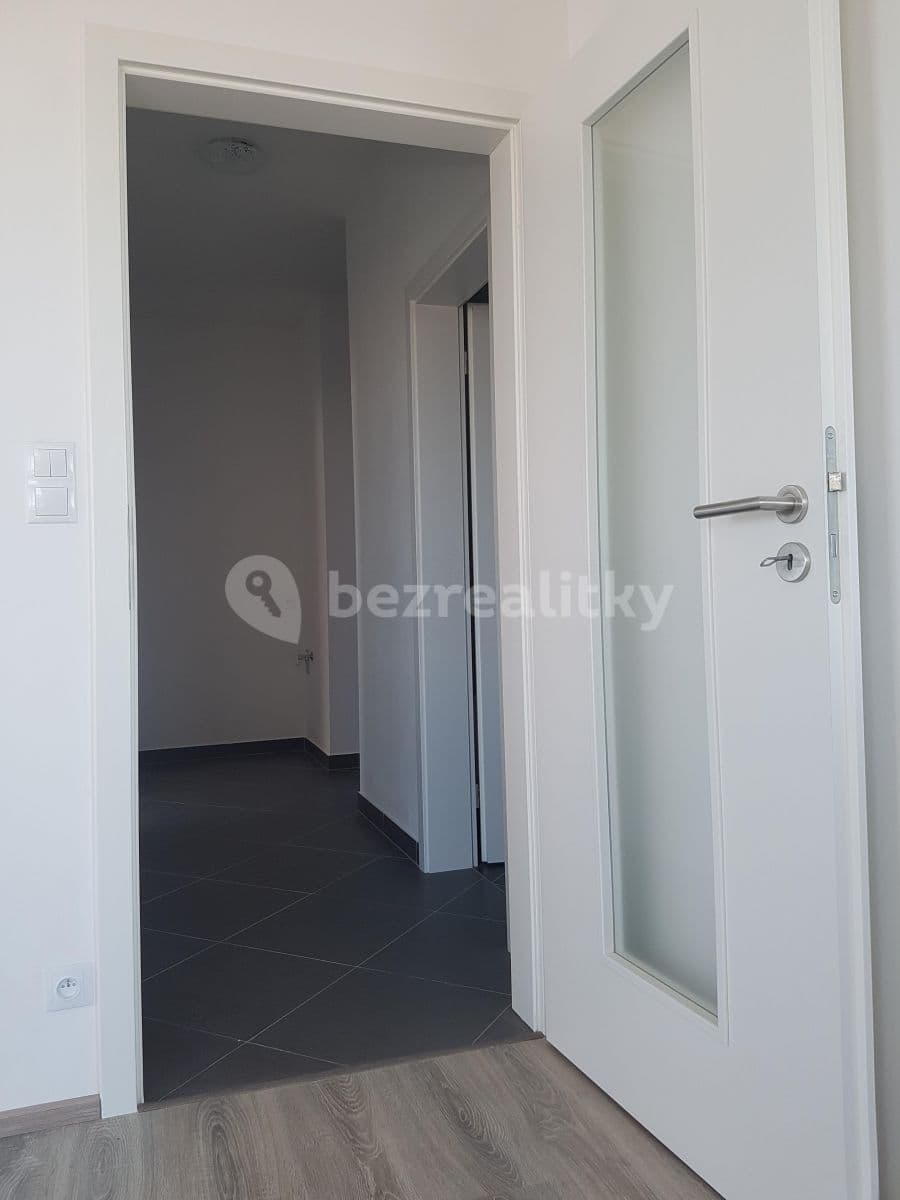 Pronájem bytu 2+kk 58 m², Hlučkova, Praha, Praha Pronájem bytu 2+kk 58 m², Hlučkova, Praha, Praha