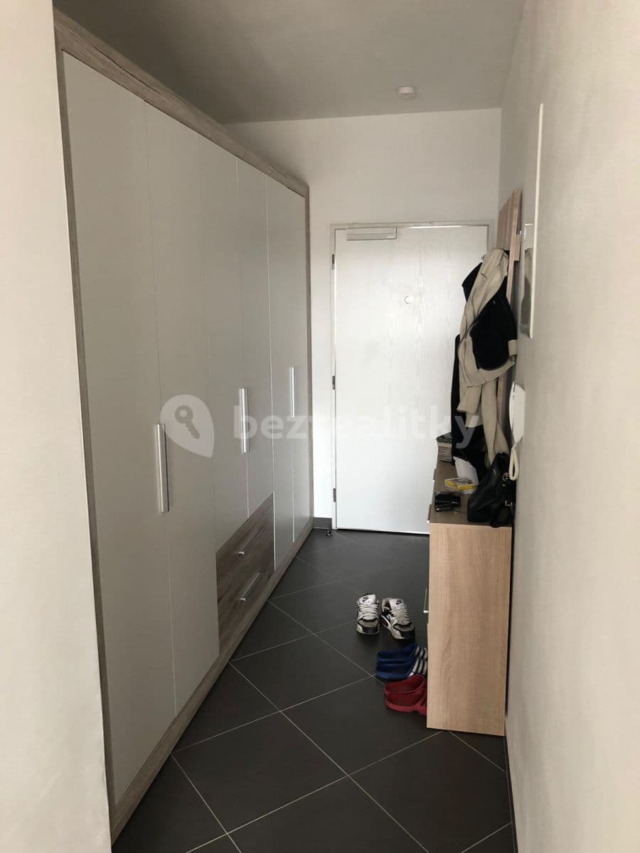 Pronájem bytu 2+kk 58 m², Hlučkova, Praha, Praha Pronájem bytu 2+kk 58 m², Hlučkova, Praha, Praha