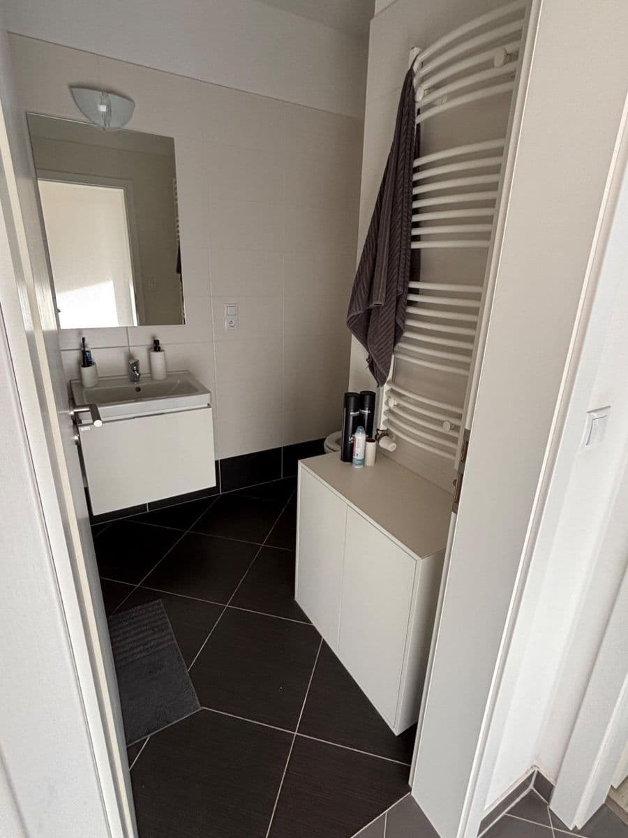 Pronájem bytu 2+kk 58 m², Hlučkova, Praha, Praha Pronájem bytu 2+kk 58 m², Hlučkova, Praha, Praha