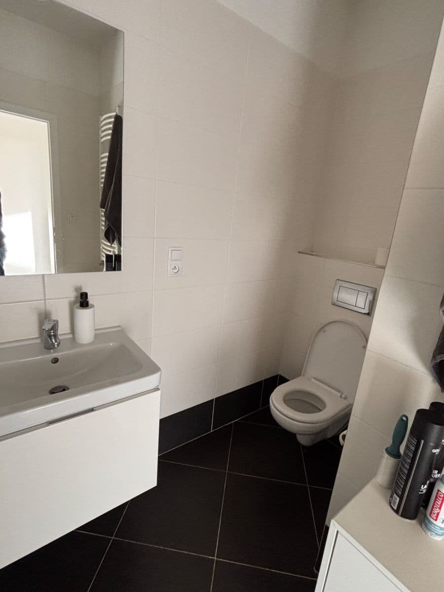 Pronájem bytu 2+kk 58 m², Hlučkova, Praha, Praha Pronájem bytu 2+kk 58 m², Hlučkova, Praha, Praha