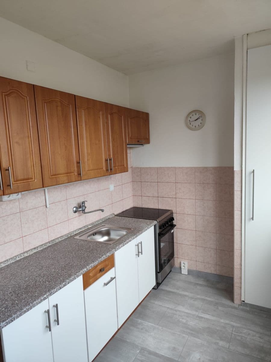 Pronájem bytu 1+1 36 m², Výškovická, Ostrava, Moravskoslezský kraj Pronájem bytu 1+1 36 m², Výškovická, Ostrava, Moravskoslezský kraj