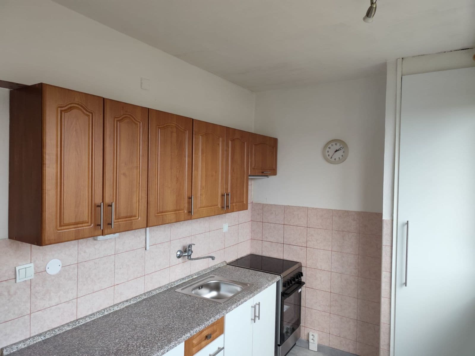 Pronájem bytu 1+1 36 m², Výškovická, Ostrava, Moravskoslezský kraj Pronájem bytu 1+1 36 m², Výškovická, Ostrava, Moravskoslezský kraj