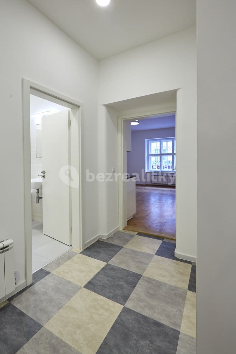 Pronájem bytu 1+kk 35 m², Schnirchova, Praha, Praha Pronájem bytu 1+kk 35 m², Schnirchova, Praha, Praha