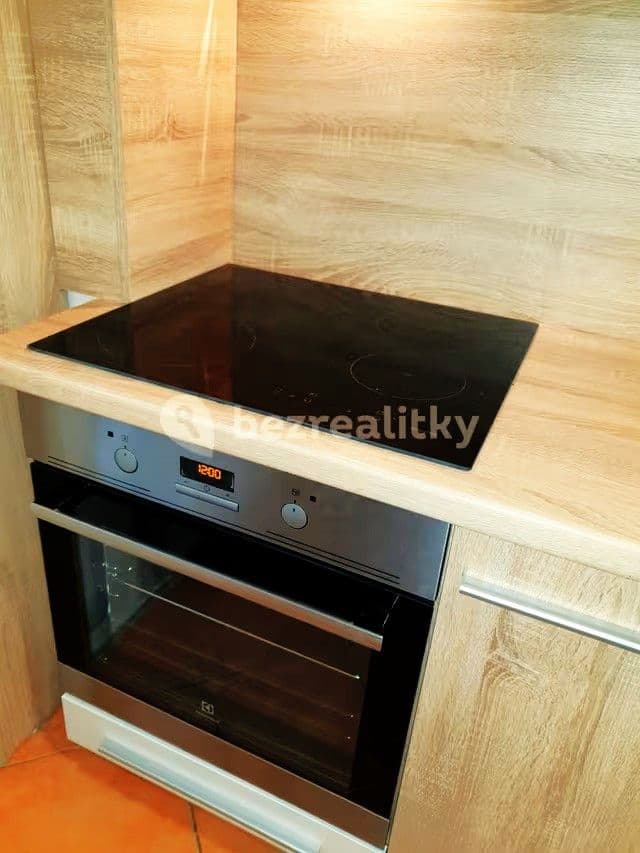 Pronájem bytu 3+1 80 m², Lesní čtvrť I, Zlín, Zlínský kraj Pronájem bytu 3+1 80 m², Lesní čtvrť I, Zlín, Zlínský kraj