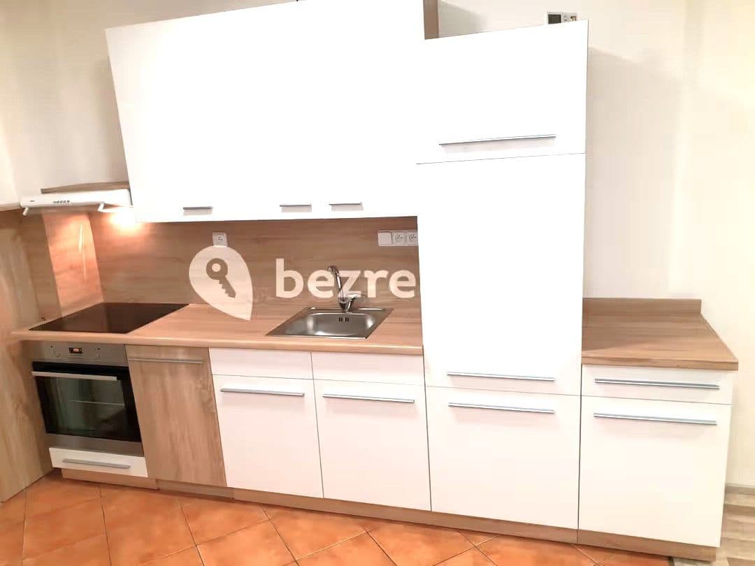 Pronájem bytu 3+1 80 m², Lesní čtvrť I, Zlín, Zlínský kraj Pronájem bytu 3+1 80 m², Lesní čtvrť I, Zlín, Zlínský kraj