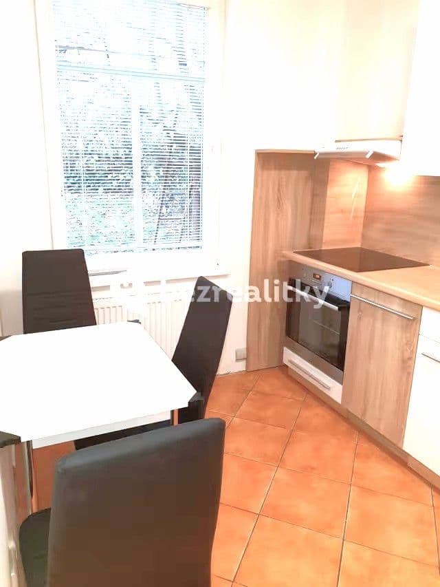 Pronájem bytu 3+1 80 m², Lesní čtvrť I, Zlín, Zlínský kraj Pronájem bytu 3+1 80 m², Lesní čtvrť I, Zlín, Zlínský kraj