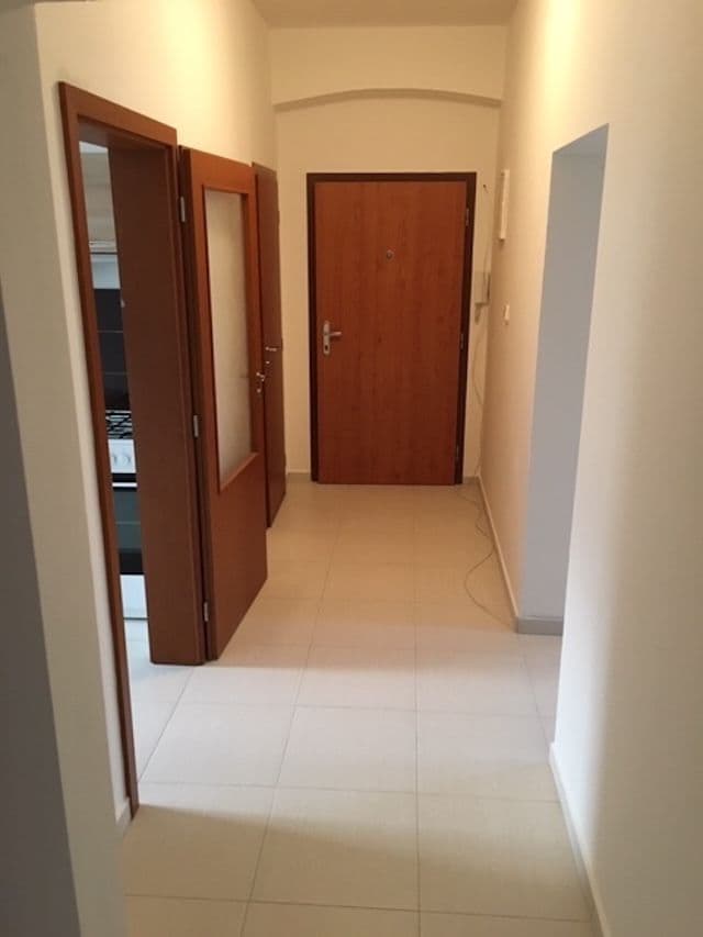 Pronájem bytu 3+1 78 m², Bořivojova, Praha, Praha Pronájem bytu 3+1 78 m², Bořivojova, Praha, Praha