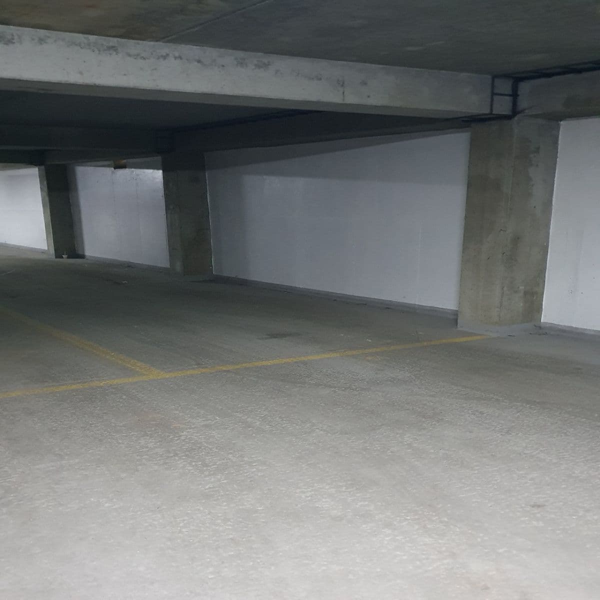 Pronájem garáže 20 m², K Horoměřicům, Praha, Praha Pronájem garáže 20 m², K Horoměřicům, Praha, Praha