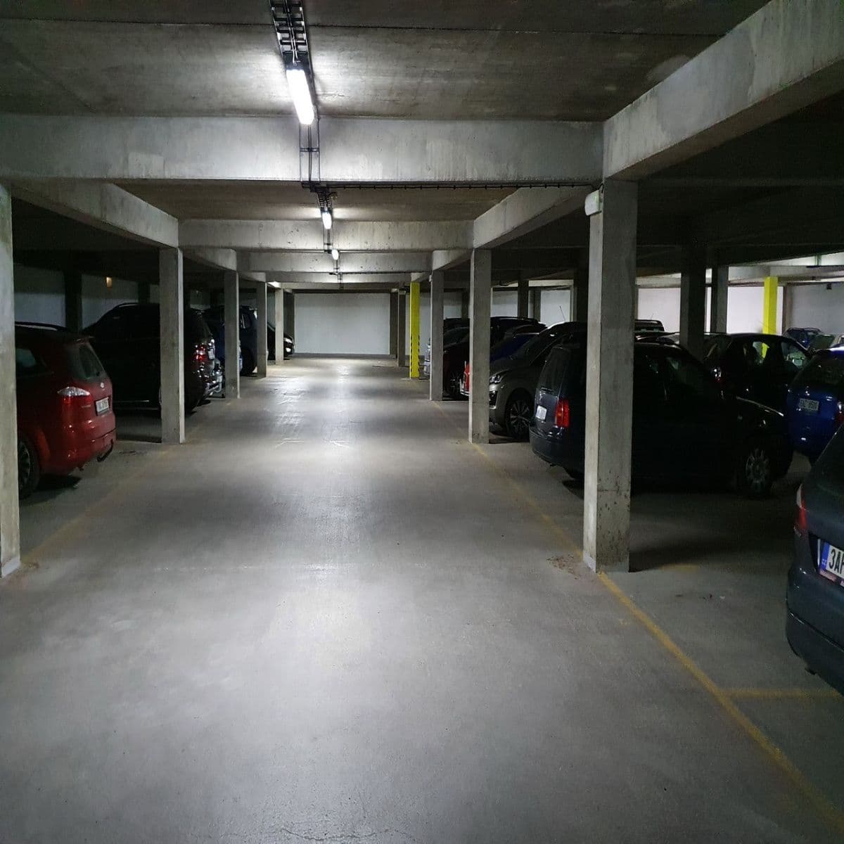 Pronájem garáže 20 m², K Horoměřicům, Praha, Praha Pronájem garáže 20 m², K Horoměřicům, Praha, Praha