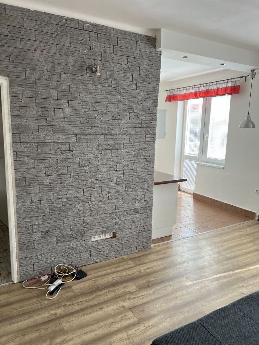 Pronájem bytu 2+1 53 m², Královická, Brandýs nad Labem-Stará Boleslav, Středočeský kraj Pronájem bytu 2+1 53 m², Královická, Brandýs nad Labem-Stará Boleslav, Středočeský kraj