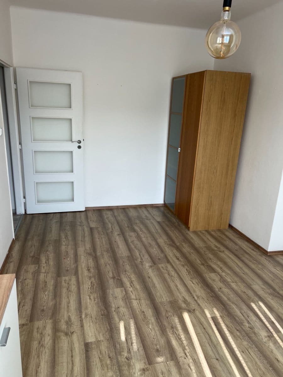 Pronájem bytu 2+1 53 m², Královická, Brandýs nad Labem-Stará Boleslav, Středočeský kraj Pronájem bytu 2+1 53 m², Královická, Brandýs nad Labem-Stará Boleslav, Středočeský kraj