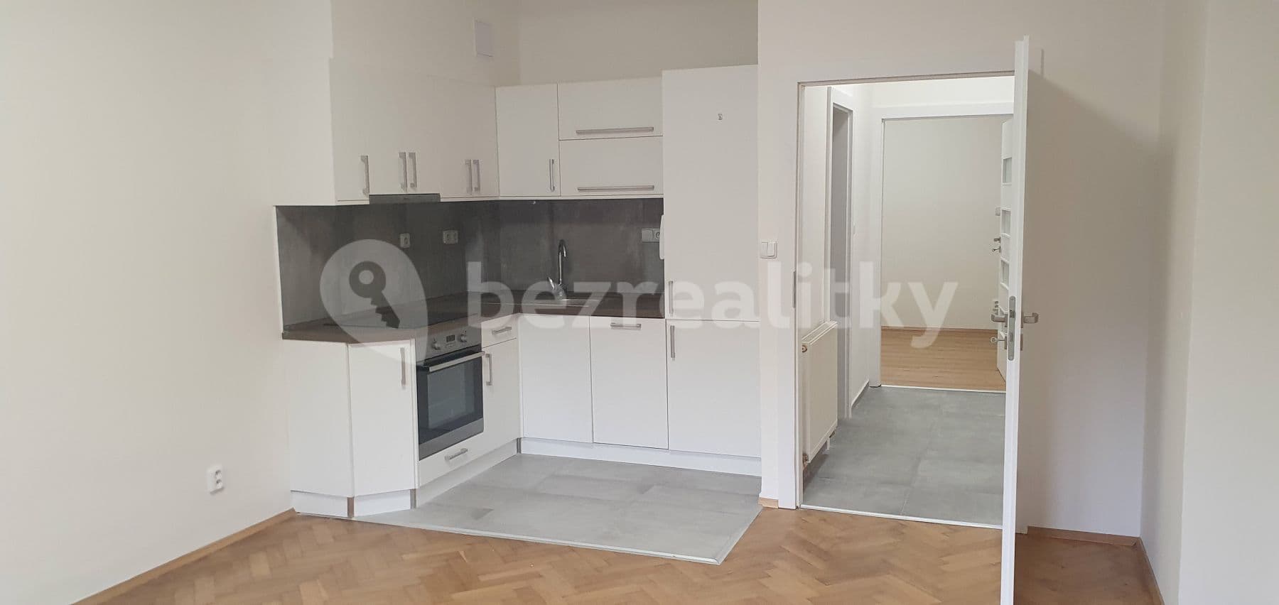 Pronájem bytu 2+kk 46 m², Uzavřená, Praha, Praha Pronájem bytu 2+kk 46 m², Uzavřená, Praha, Praha