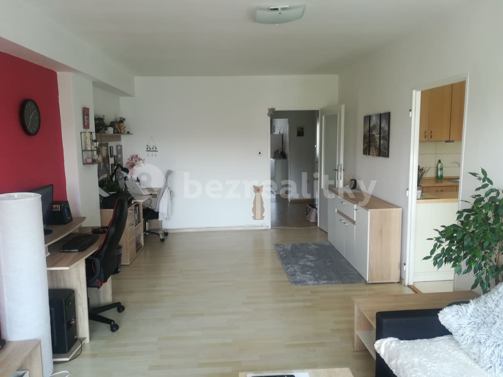 Pronájem bytu 2+1 75 m², Nádražní, Ostrava, Moravskoslezský kraj Pronájem bytu 2+1 75 m², Nádražní, Ostrava, Moravskoslezský kraj