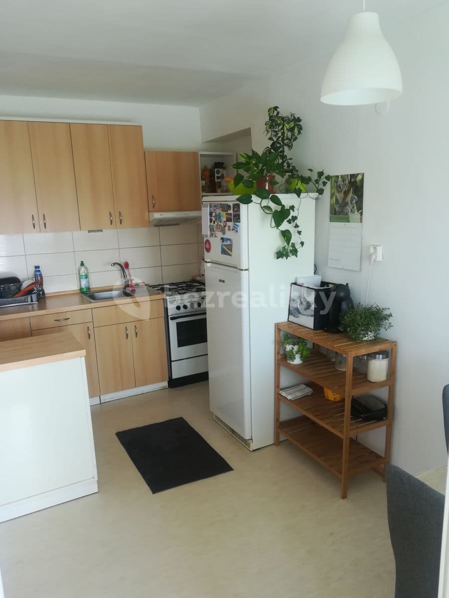 Pronájem bytu 2+1 75 m², Nádražní, Ostrava, Moravskoslezský kraj Pronájem bytu 2+1 75 m², Nádražní, Ostrava, Moravskoslezský kraj