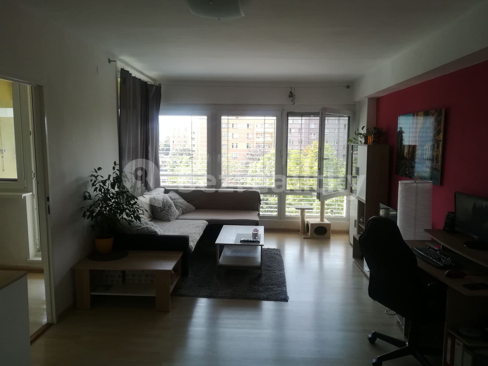 Pronájem bytu 2+1 75 m², Nádražní, Ostrava, Moravskoslezský kraj Pronájem bytu 2+1 75 m², Nádražní, Ostrava, Moravskoslezský kraj