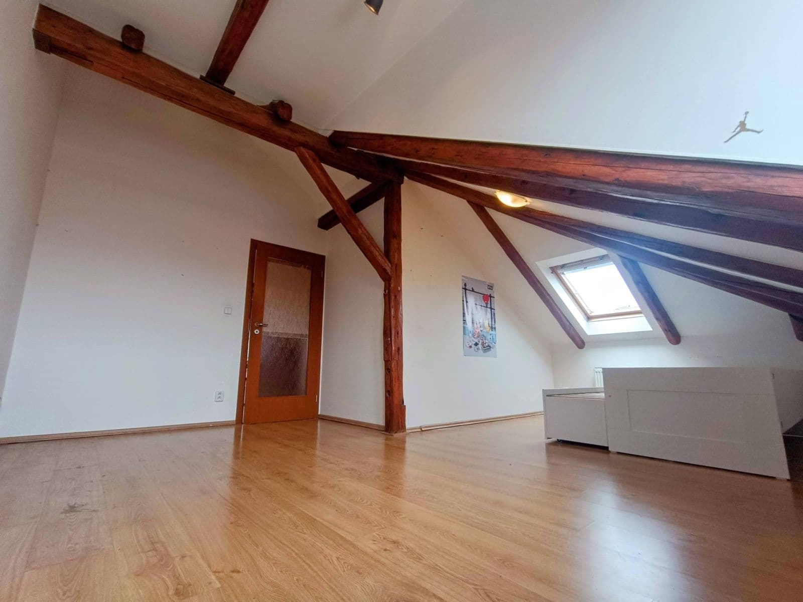 Pronájem bytu 3+kk 90 m², Klapkova, Praha, Praha Pronájem bytu 3+kk 90 m², Klapkova, Praha, Praha