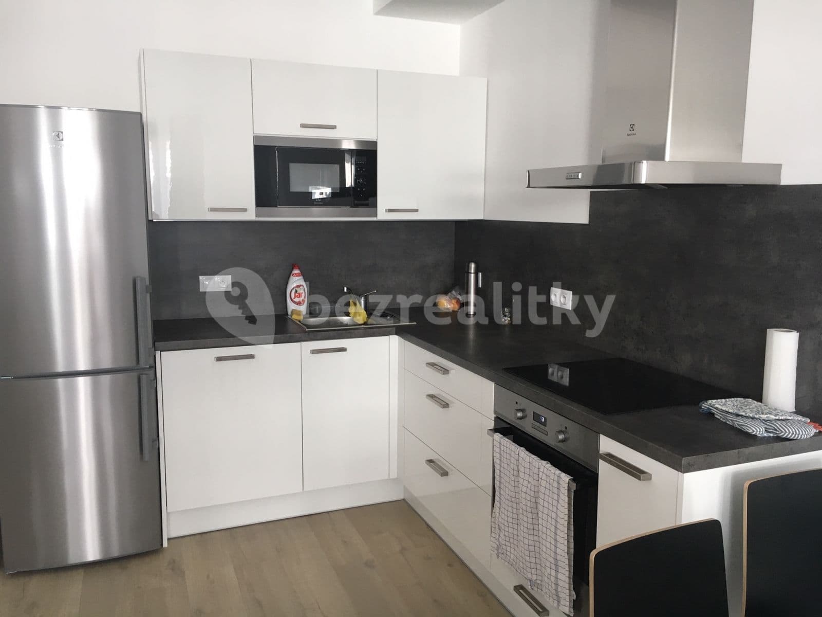 Pronájem bytu 2+kk 54 m², Lovosická, Praha, Praha Pronájem bytu 2+kk 54 m², Lovosická, Praha, Praha