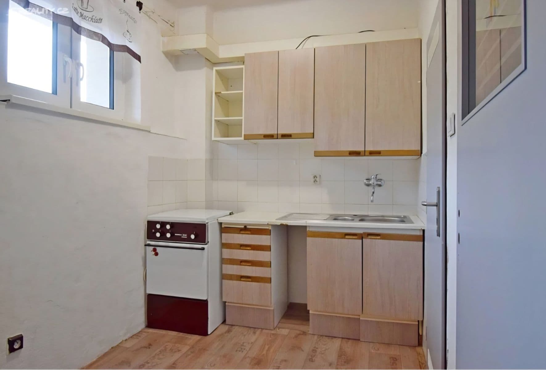 Pronájem bytu 1+1 35 m², Obětí 6. Května, Praha, Praha Pronájem bytu 1+1 35 m², Obětí 6. Května, Praha, Praha
