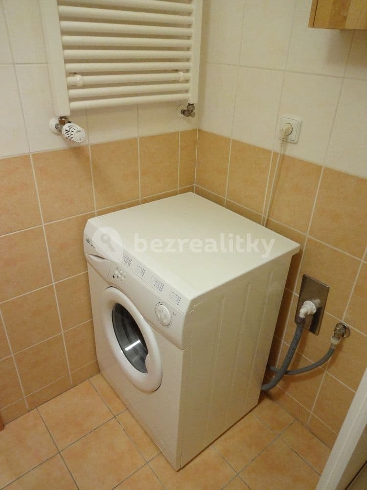 Pronájem bytu Garsoniéra 27 m², Jemnická, Praha, Praha Pronájem bytu Garsoniéra 27 m², Jemnická, Praha, Praha