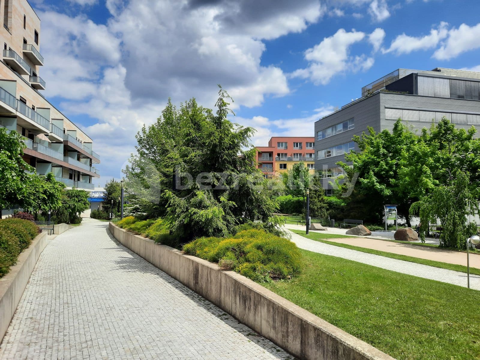 Pronájem bytu Garsoniéra 27 m², Jemnická, Praha, Praha Pronájem bytu Garsoniéra 27 m², Jemnická, Praha, Praha