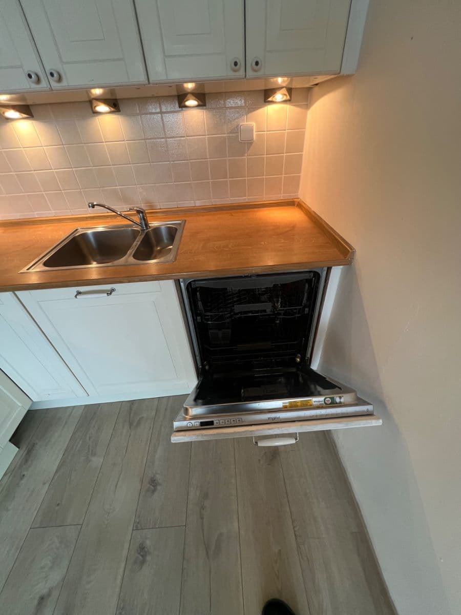 Pronájem bytu 3+kk 80 m², Píškova, Praha, Praha Pronájem bytu 3+kk 80 m², Píškova, Praha, Praha