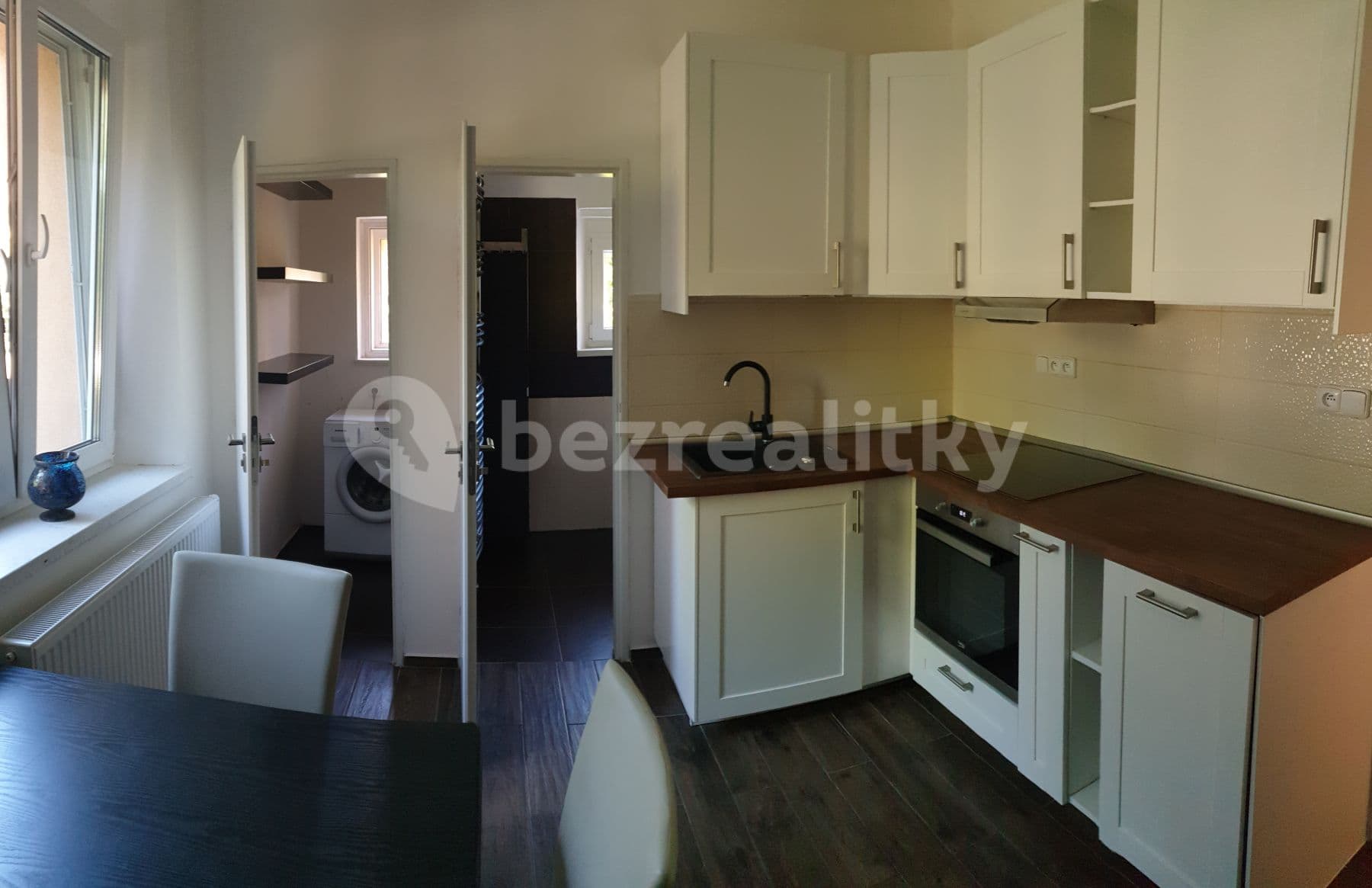 Pronájem bytu 1+1 45 m², Na Klášterním, Praha, Praha Pronájem bytu 1+1 45 m², Na Klášterním, Praha, Praha