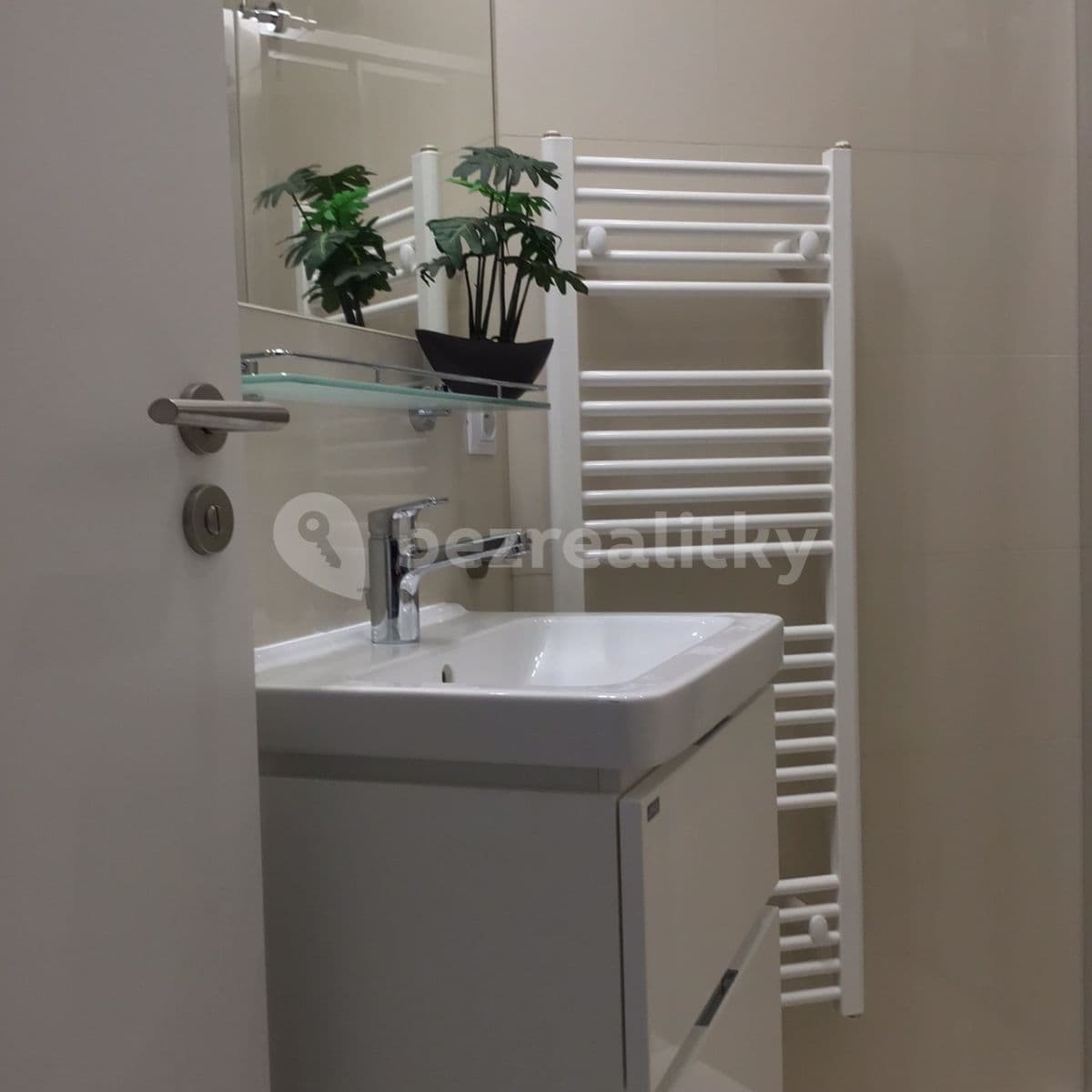 Pronájem bytu 2+kk 46 m², Lihovarská, Praha, Praha Pronájem bytu 2+kk 46 m², Lihovarská, Praha, Praha