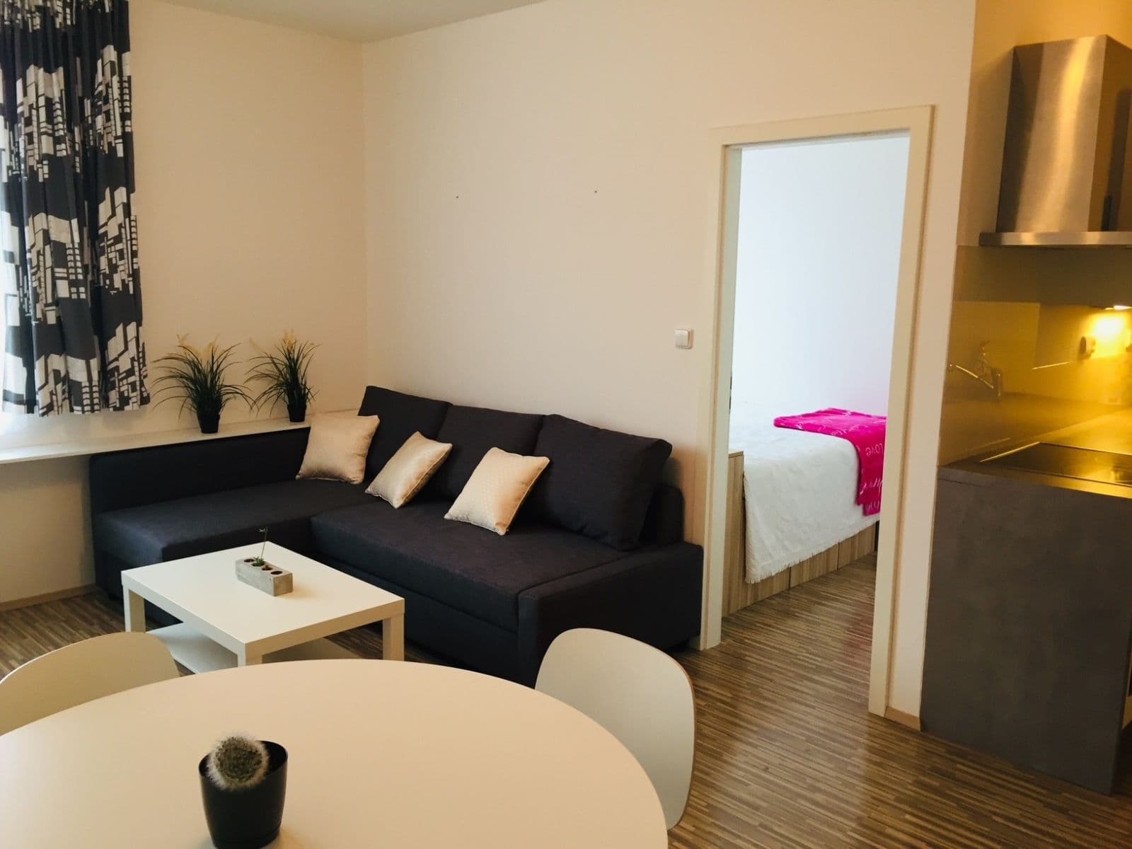 Pronájem bytu 2+kk 42 m², U Zahradního města, Praha, Praha Pronájem bytu 2+kk 42 m², U Zahradního města, Praha, Praha