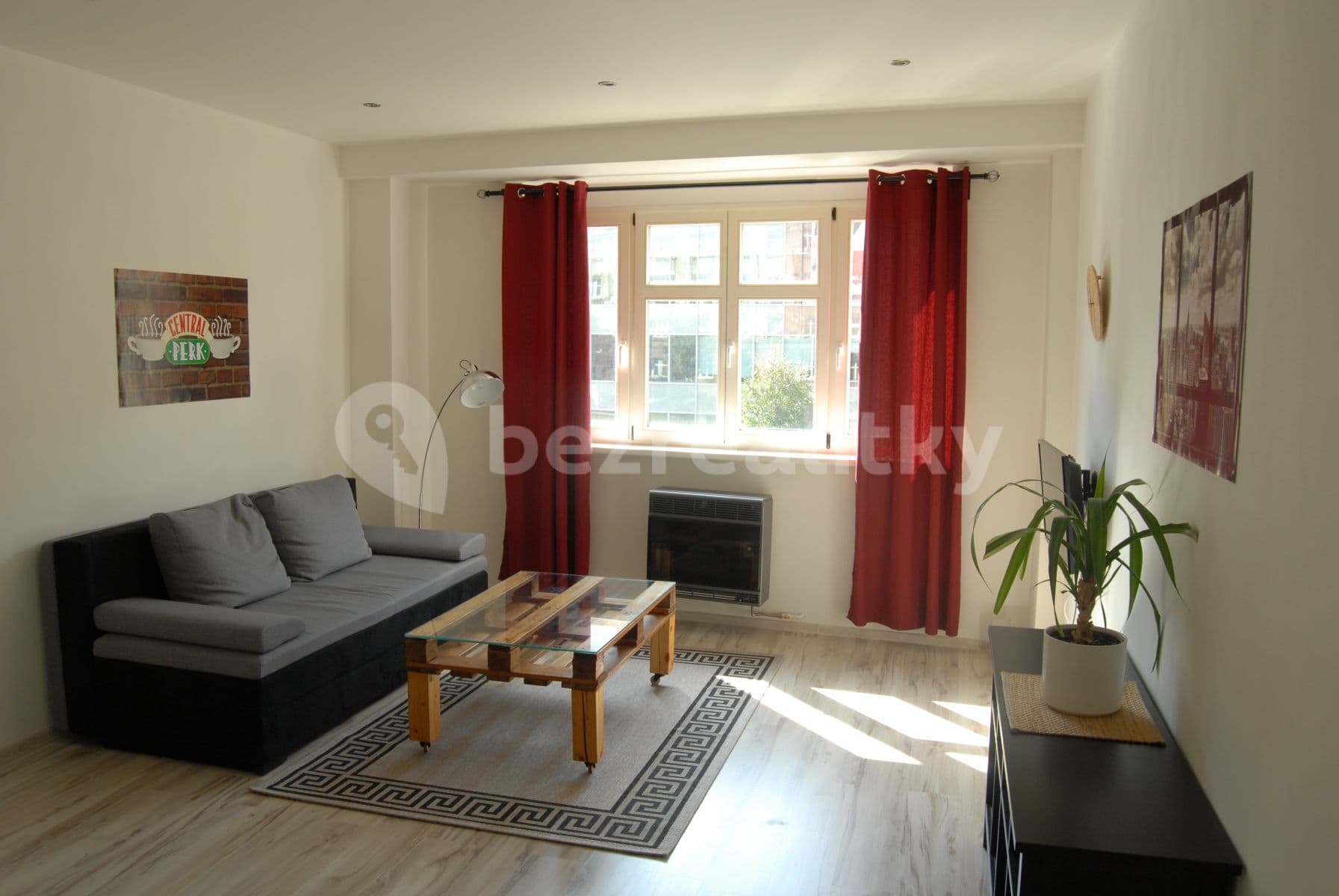 Pronájem bytu Garsoniéra 37 m², 5. května, Praha, Praha Pronájem bytu Garsoniéra 37 m², 5. května, Praha, Praha