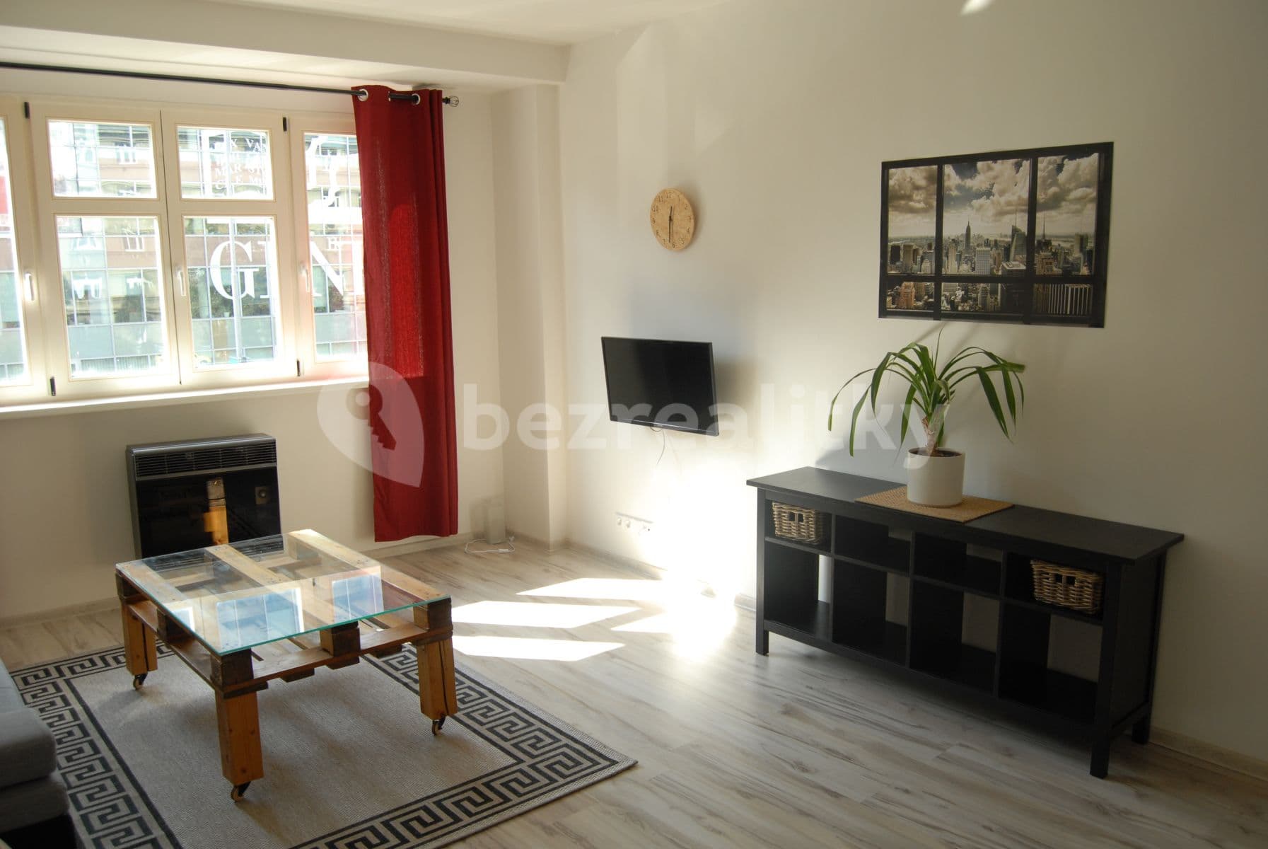 Pronájem bytu Garsoniéra 37 m², 5. května, Praha, Praha Pronájem bytu Garsoniéra 37 m², 5. května, Praha, Praha