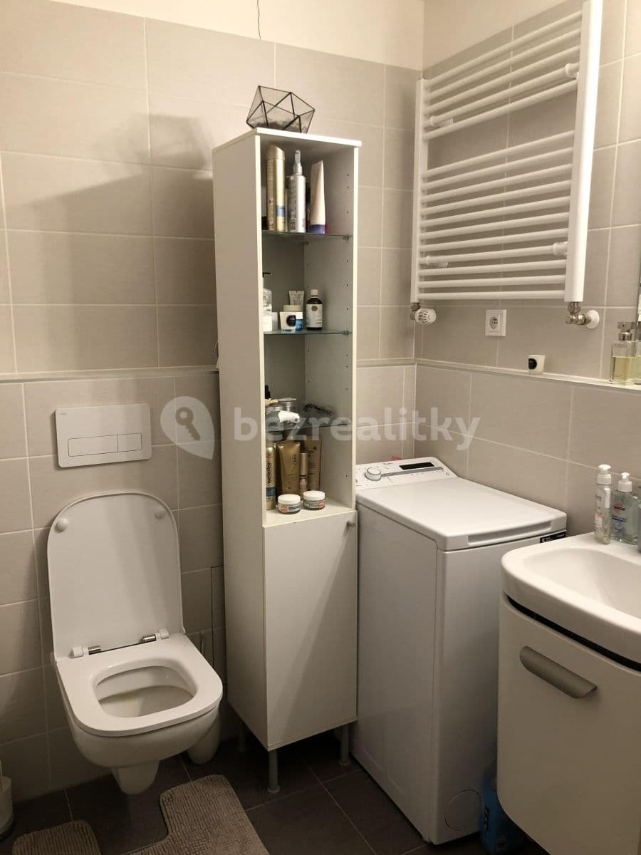 Pronájem bytu 1+kk 27 m², Holýšovská, Praha, Praha Pronájem bytu 1+kk 27 m², Holýšovská, Praha, Praha