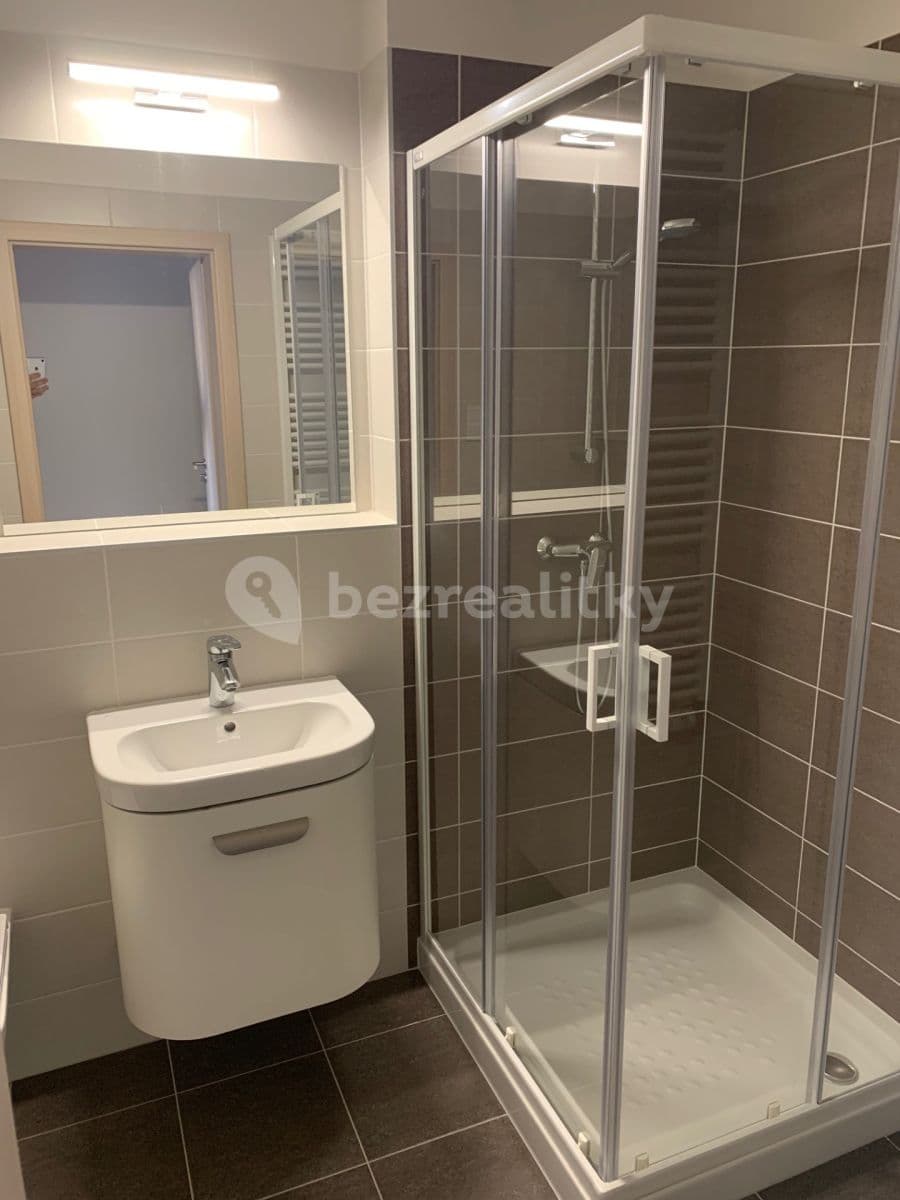 Pronájem bytu 1+kk 27 m², Holýšovská, Praha, Praha Pronájem bytu 1+kk 27 m², Holýšovská, Praha, Praha