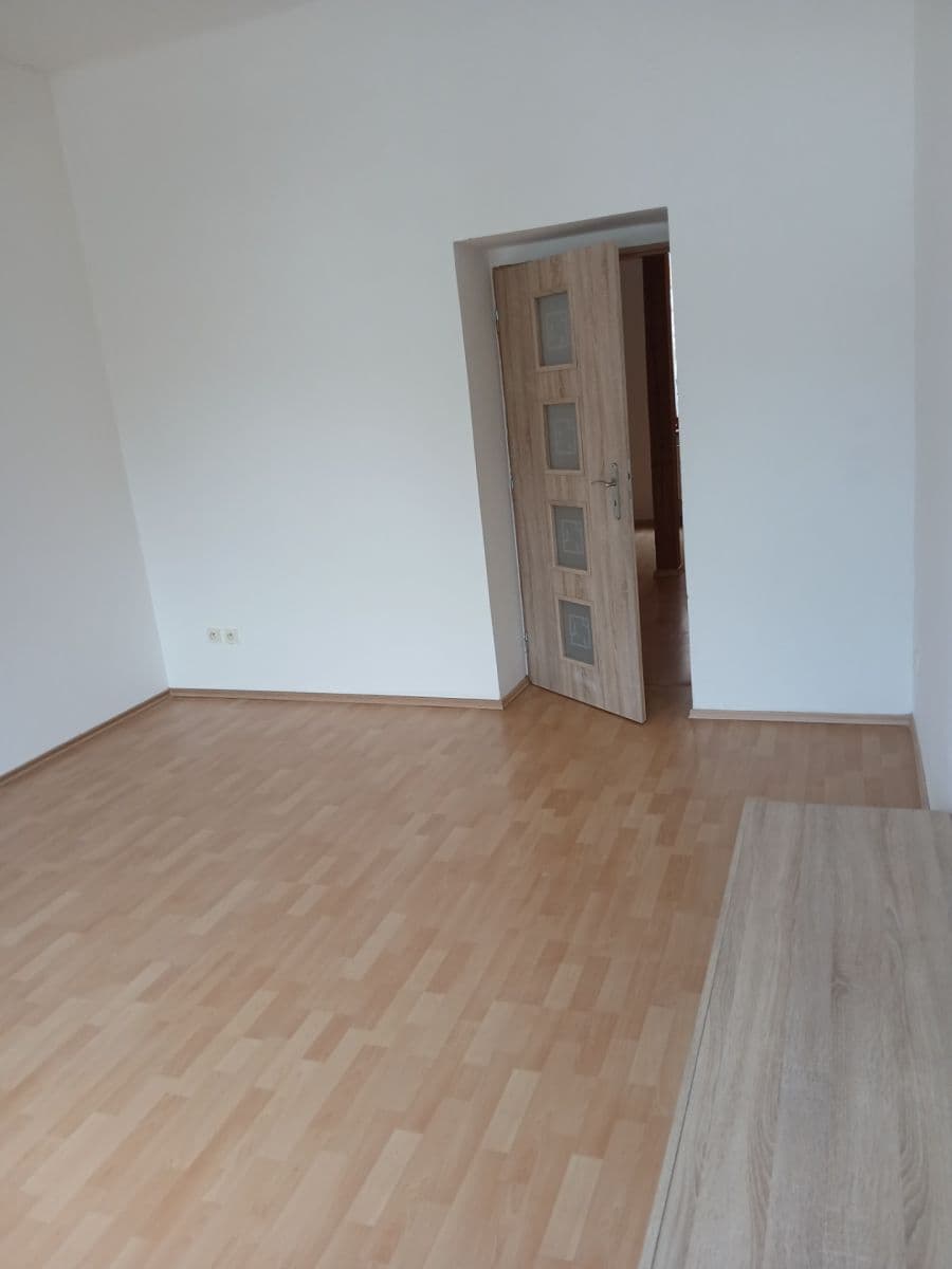 Pronájem bytu 2+1 74 m², Pod Branou, Příbram, Středočeský kraj Pronájem bytu 2+1 74 m², Pod Branou, Příbram, Středočeský kraj