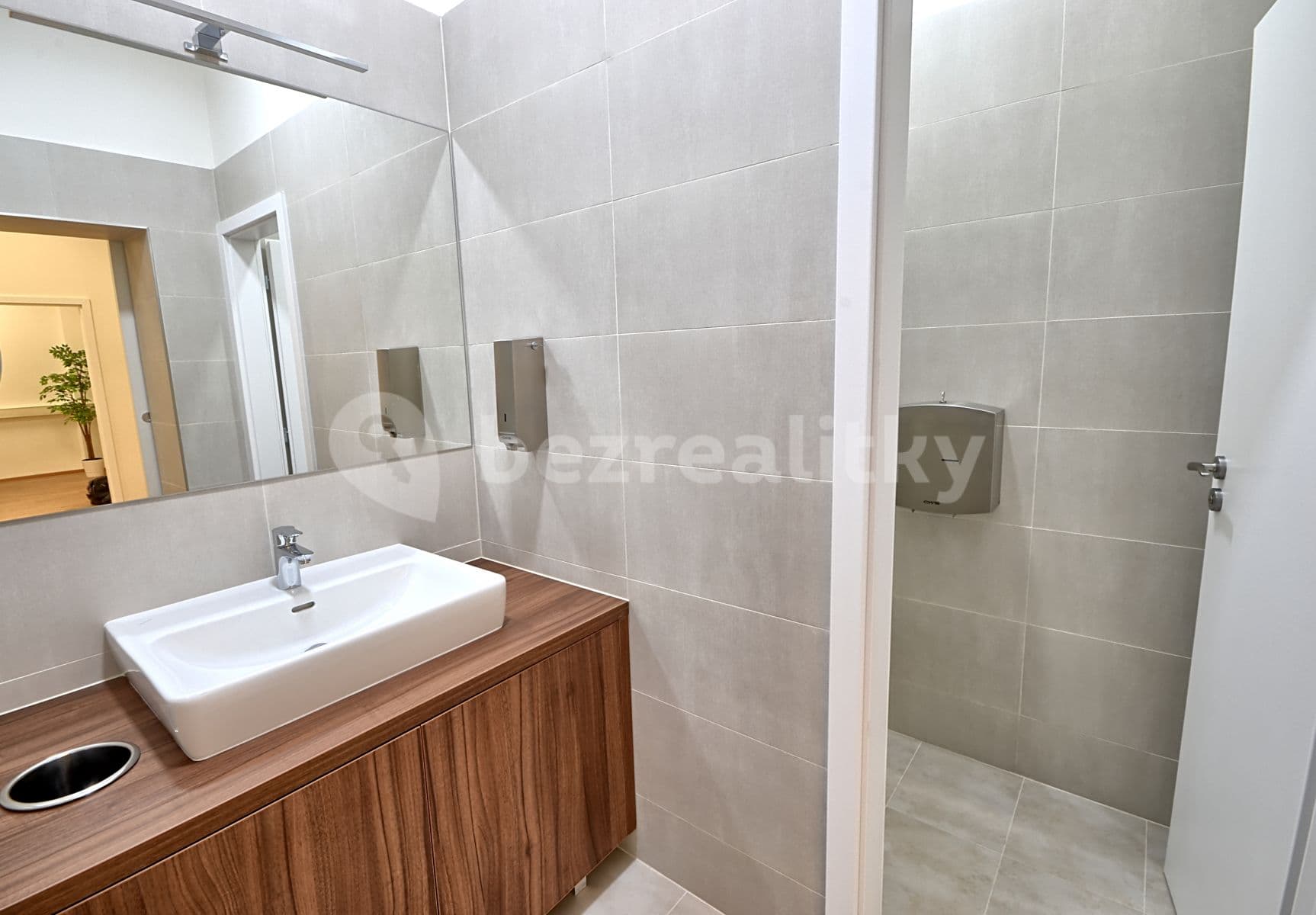 Pronájem kanceláře 120 m², Krakovská, Praha, Praha Pronájem kanceláře 120 m², Krakovská, Praha, Praha