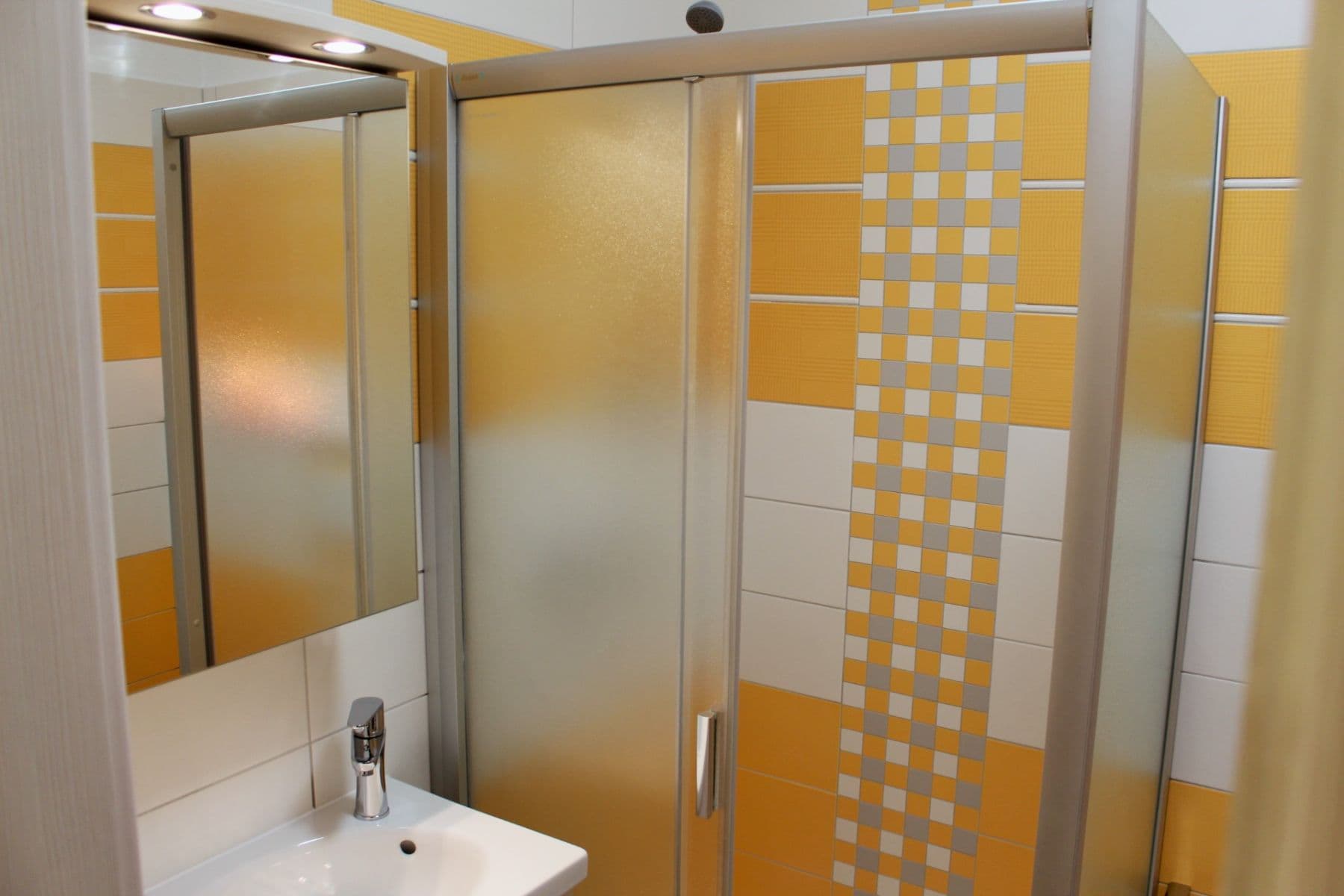 Pronájem bytu 1+1 40 m², Plzeňská, Praha, Praha Pronájem bytu 1+1 40 m², Plzeňská, Praha, Praha