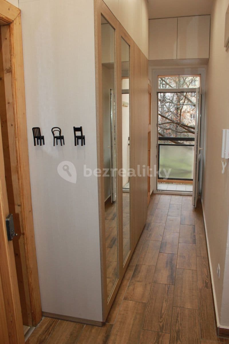 Pronájem bytu 2+kk 48 m², V Háji, Praha, Praha Pronájem bytu 2+kk 48 m², V Háji, Praha, Praha