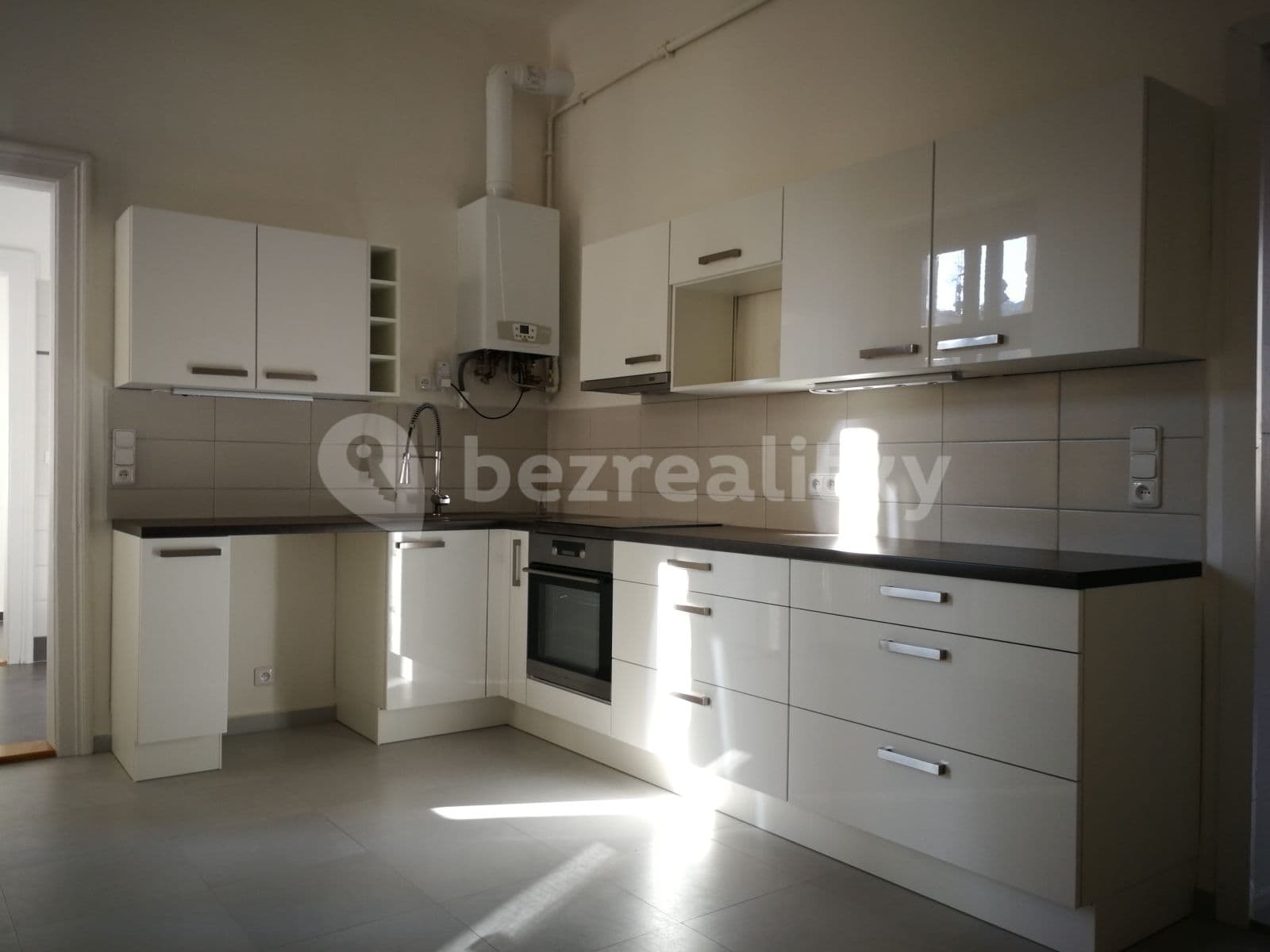 Pronájem bytu 4+1 155 m², třída Svobody, Olomouc, Olomoucký kraj Pronájem bytu 4+1 155 m², třída Svobody, Olomouc, Olomoucký kraj