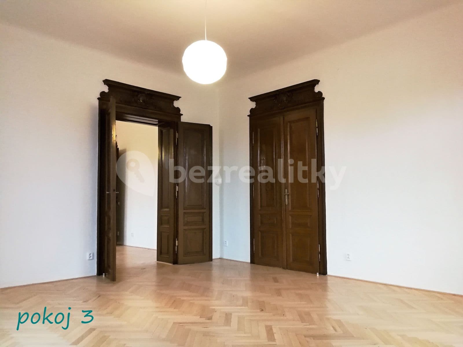 Pronájem bytu 4+1 155 m², třída Svobody, Olomouc, Olomoucký kraj Pronájem bytu 4+1 155 m², třída Svobody, Olomouc, Olomoucký kraj