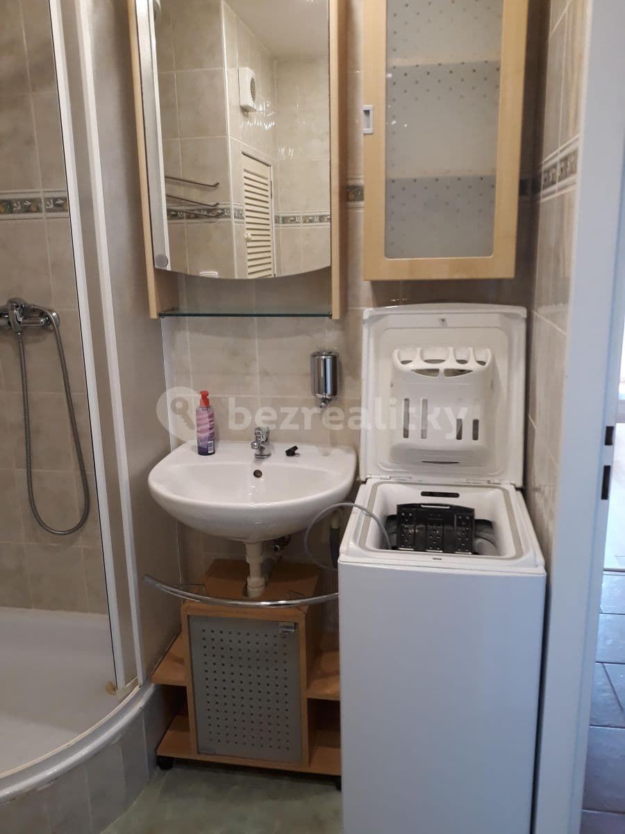 Pronájem bytu 2+kk 43 m², Podjavorinské, Praha, Praha Pronájem bytu 2+kk 43 m², Podjavorinské, Praha, Praha