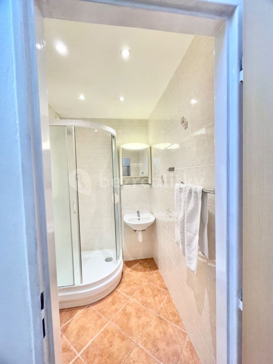 Pronájem bytu 2+kk 43 m², Ohradní, Praha, Praha Pronájem bytu 2+kk 43 m², Ohradní, Praha, Praha