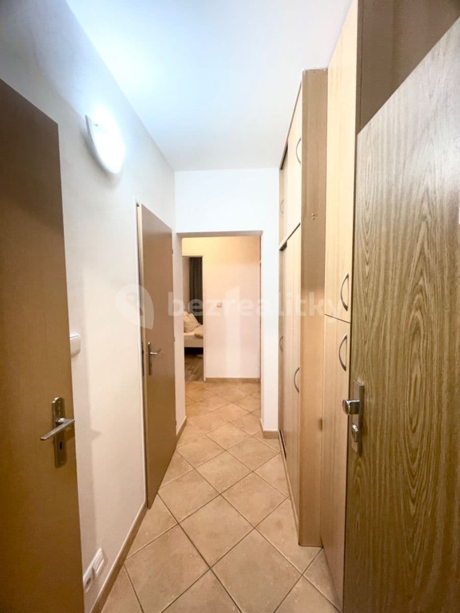 Pronájem bytu 2+kk 43 m², Ohradní, Praha, Praha Pronájem bytu 2+kk 43 m², Ohradní, Praha, Praha