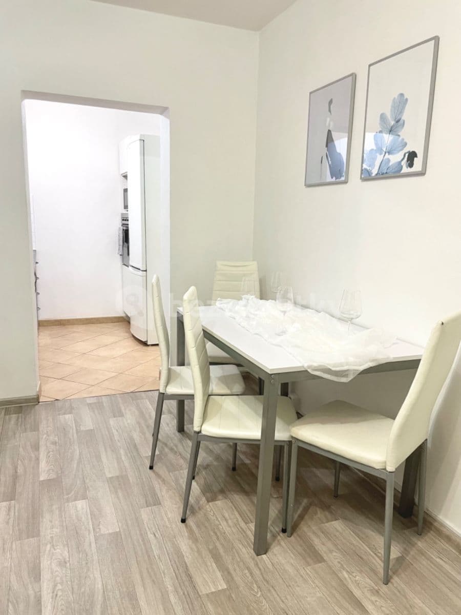 Pronájem bytu 2+kk 43 m², Ohradní, Praha, Praha Pronájem bytu 2+kk 43 m², Ohradní, Praha, Praha